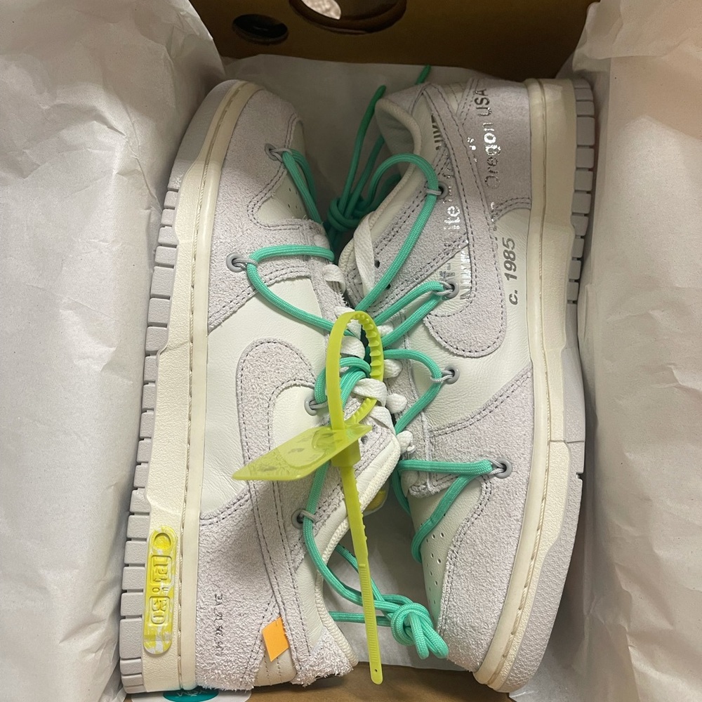 Nike off white dunk lot 14. Read description